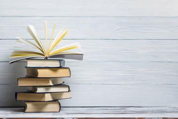 求几部好看的日本动漫。。