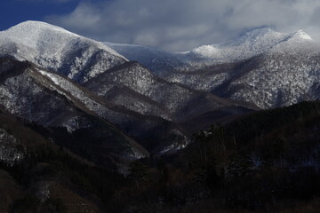 胆机与功放的区别-